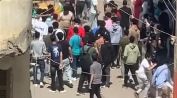 تداول فيديو لمشاجرة عدد من الشباب وإصابة أحدهم وسط الشارع في الشرقية