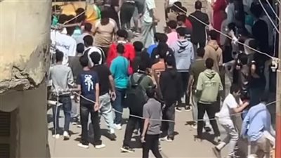 تداول فيديو لمشاجرة عدد من الشباب وإصابة أحدهم وسط الشارع في الشرقية تداول فيديو لمشاجرة عدد من الشباب وإصابة أحدهم وسط الشارع في الشرقية