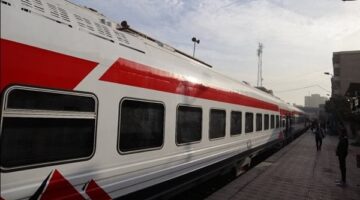 الدقيقة بـ 1.5 جنيه.. معلومات هامة عن مركز خدمة العملاء الصوتية لحجز تذاكر القطارات هاتفيًا