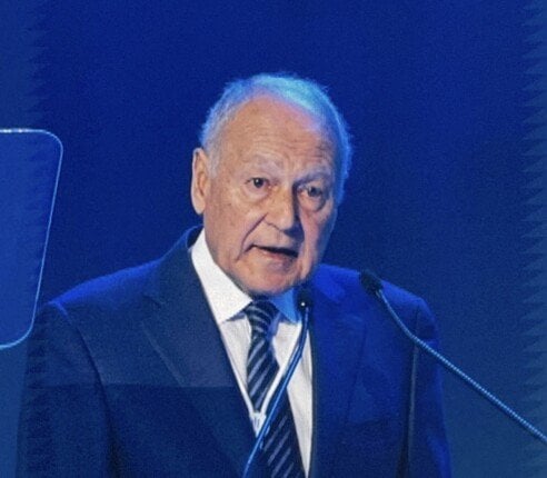 أبو الغيط يرحب بتعيين حسين الشيخ نائبا لرئيس فلسطين أبو الغيط يرحب بتعيين حسين الشيخ نائبا لرئيس فلسطين