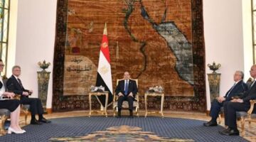 الرئيس السيسي يستقبل رئيس البرلمان المجري ويؤكد أهمية تعزيز الشراكة الاستراتيجية بين البلدين