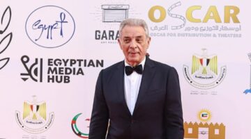 محمود حميدة يطالب بـ قانون ينظم عملية تصوير جنازات الفنانين