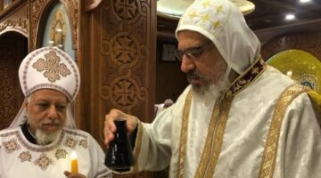 الأنبا انجيلوس يترأس قداس أحد توما ويرسم شمامسة .. صور