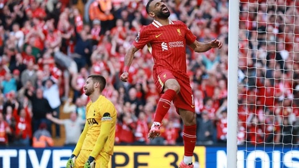 اللقب الثاني لـ صلاح.. ليفربول يقهر توتنهام ويتوج بالدوري الإنجليزي للمرة الـ20 في تاريخه اللقب الثاني لـ صلاح.. ليفربول يقهر توتنهام ويتوج بالدوري الإنجليزي للمرة الـ20 في تاريخه