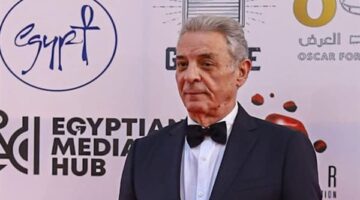 وصول محمود حميدة إلى حفل افتتاح مهرجان الإسكندرية للفيلم القصير.. صور