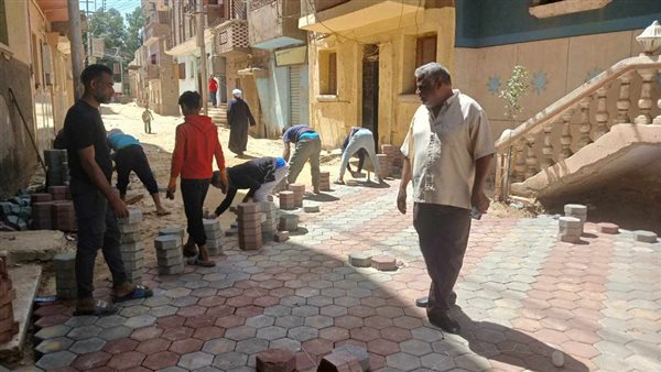 قنا| تركيب بلاطات لشوارع قوص بمساحة 25 ألف متر قنا| تركيب بلاطات لشوارع قوص بمساحة 25 ألف متر