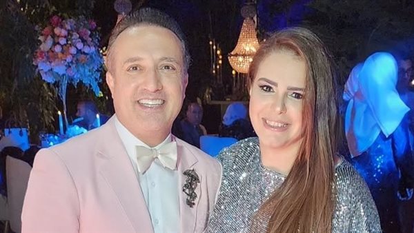 بالصور.. دنيا عبد العزيز تنهئ شريف مدكور على حفل زفاف شقيقه: "عقبالك" بالصور.. دنيا عبد العزيز تنهئ شريف مدكور على حفل زفاف شقيقه: "عقبالك"