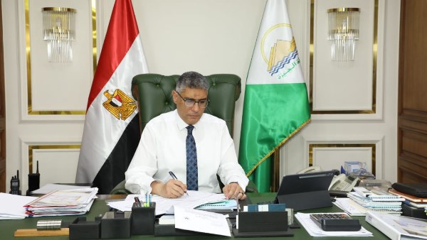 فؤاد لبشتيل وحفني للبراجيل.. اعتماد حركة تغييرات واسعة لـ٤٨ قيادة محلية بالجيزة فؤاد لبشتيل وحفني للبراجيل.. اعتماد حركة تغييرات واسعة لـ٤٨ قيادة محلية بالجيزة