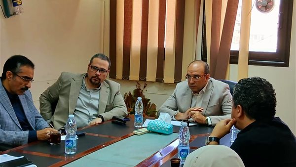 صحة الدقهلية تناقش التحويل للحالات الطارئة بين المستشفيات صحة الدقهلية تناقش التحويل للحالات الطارئة بين المستشفيات