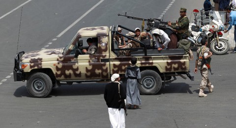 جماعة أنصار الله اليمنية: عدوان أمريكي يستهدف منطقة ثقبان في صنعاء جماعة أنصار الله اليمنية: عدوان أمريكي يستهدف منطقة ثقبان في صنعاء