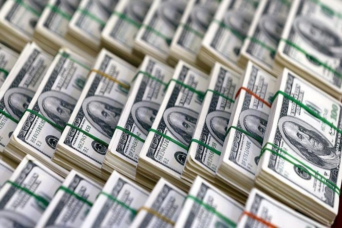 استمرار تراجع الدولار لمستويات “صدمة نيكسون”.. ما أسباب انخفاضه 9%؟ استمرار تراجع الدولار لمستويات “صدمة نيكسون”.. ما أسباب انخفاضه 9%؟