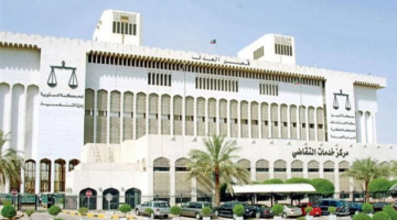 بينهم 3 مصريين.. الحبس 3 سنوات لـ5 مقيمين بالكويت لإتجارهم بتحويلات مالية غير شرعية