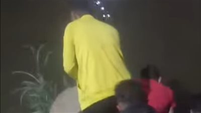 ٤ شباب ينقذون طفله من الموت غرقا بمياه بحر تنهلة في الفيوم ٤ شباب ينقذون طفله من الموت غرقا بمياه بحر تنهلة في الفيوم