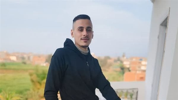 ضبط شخص وأبنائه لاتهامهم بقتل بائع سمك باع أقل منهم في السعر بكفر الشيخ ضبط شخص وأبنائه لاتهامهم بقتل بائع سمك باع أقل منهم في السعر بكفر الشيخ