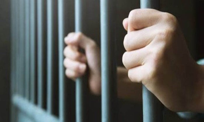 المشدد ل4 عاطلين بتهمة الاتجار في المواد المخدرة وإصابة شخص بعاهة مستديمة بالقليوبية المشدد ل4 عاطلين بتهمة الاتجار في المواد المخدرة وإصابة شخص بعاهة مستديمة بالقليوبية