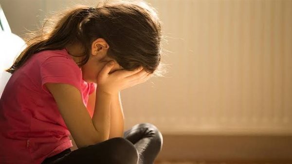 7 علامات سلوكية لدى الأطفال تكشف تعرضهم لأزمة.. لا تتجاهلها