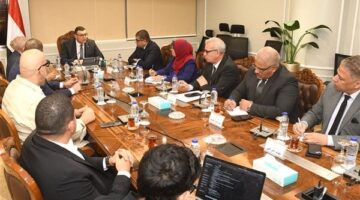 وزير الإسكان: تحويل جميع المعاملات اليدوية على الوحدات السكنية إلى إلكترونية خلال الفترة المقبلة
