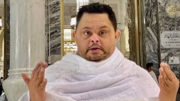 صلاة الجنازة على أمح الدولي بعد صلاة الظهر بمسجد السيدة عائشة صلاة الجنازة على أمح الدولي بعد صلاة الظهر بمسجد السيدة عائشة