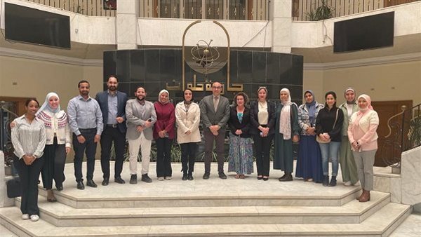 جامعة حلوان تستقبل وفدًا رومانيًا لتعزيز التعاون الأكاديمي جامعة حلوان تستقبل وفدًا رومانيًا لتعزيز التعاون الأكاديمي