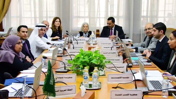 بدء الاجتماع 16 للجنة الفنية العلمية الاستشارية لمجلس وزراء الصحة العرب برئاسة العراق بدء الاجتماع 16 للجنة الفنية العلمية الاستشارية لمجلس وزراء الصحة العرب برئاسة العراق