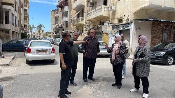 استمرار أعمال إعادة الشيء لأصله بشوارع حى الشرق في بورسعيد استمرار أعمال إعادة الشيء لأصله بشوارع حى الشرق في بورسعيد