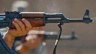 إصابة زوجين وطفلتهما في مشاجرة أسلحة وزجاج بسبب رش المياه في قنا إصابة زوجين وطفلتهما في مشاجرة أسلحة وزجاج بسبب رش المياه في قنا