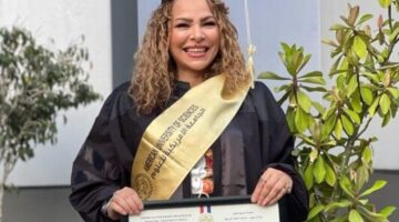 ألفت عمر تحصل على «الدكتوراه الفخرية» من الجامعة الأمريكية للعلوم (صور)