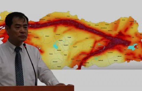 خبير زلازل ياباني يُحذّر من زلزال بقوة 7 درجات سيضرب إسطنبول خلال الشهرين المُقبلين خبير زلازل ياباني يُحذّر من زلزال بقوة 7 درجات سيضرب إسطنبول خلال الشهرين المُقبلين