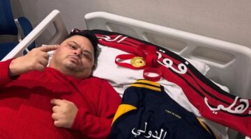 وفاة &quot;أمح الدولي&quot; أشهر مشجعي الأهلي المصري عن عمر 30 عاماً