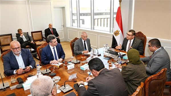 وزير الإسكان يُتابع معدلات تسويق عدد من مشروعات هيئة المجتمعات العمرانية الجديدة وزير الإسكان يُتابع معدلات تسويق عدد من مشروعات هيئة المجتمعات العمرانية الجديدة