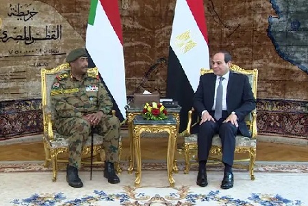 السيسي والبرهان يؤكدان رفضهما “الإجراءات الأحادية” بحوض النيل السيسي والبرهان يؤكدان رفضهما “الإجراءات الأحادية” بحوض النيل