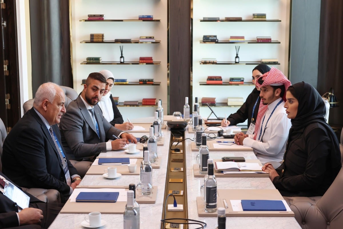  وزير الدولة للتعاون الدولي تجتمع مع وزير الداخلية الفلسطيني وزير الدولة للتعاون الدولي تجتمع مع وزير الداخلية الفلسطيني
