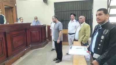 إحالة أوراق المتهم بقتل شقيقه واثنين من أبنائه في الشرقية للمفتي إحالة أوراق المتهم بقتل شقيقه واثنين من أبنائه في الشرقية للمفتي