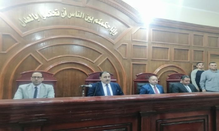 بسبب خلاف على الميراث.. إحالة أوراق المتهم بقتل شقيقه وطفلاه بالشرقية إلى المفتى بسبب خلاف على الميراث.. إحالة أوراق المتهم بقتل شقيقه وطفلاه بالشرقية إلى المفتى