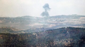 الجيش الإسرائيلي يواصل خروقاته لاتفاق وقف إطلاق النار مع لبنان.. تحليق مسيرات فوق الجنوب والبقاع والعاصمة بيروت وغارة على بلدة عيترون الجنوبية