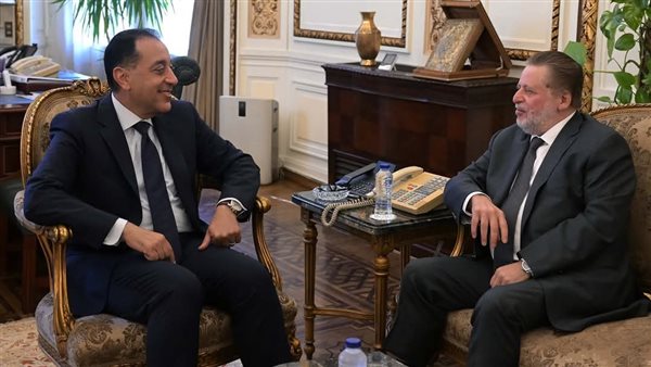 مدبولي يتابع مع محافظ البنك المركزي جهود تعزيز احتياطات النقد الأجنبي لتوافر مستلزمات الإنتاج مدبولي يتابع مع محافظ البنك المركزي جهود تعزيز احتياطات النقد الأجنبي لتوافر مستلزمات الإنتاج