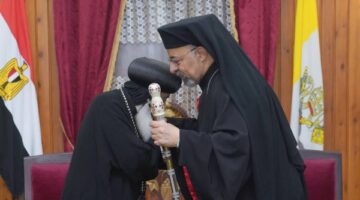 بطريرك الأقباط الكاثوليك يستقبل وفد الكنيسة الأرثوذكسية لتقديم التعازي في انتقال البابا فرنسيس