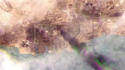 صور الأقمار الصناعية تكشف حجم الكارثة: دمار هائل في ميناء بندر عباس صور الأقمار الصناعية تكشف حجم الكارثة: دمار هائل في ميناء بندر عباس