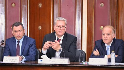 وزير البترول: العمل التكاملي مع مجلس النواب مستمر لتعزيز استثمارات الثروة المعدنية ودعم الاقتصاد القومي وزير البترول: العمل التكاملي مع مجلس النواب مستمر لتعزيز استثمارات الثروة المعدنية ودعم الاقتصاد القومي