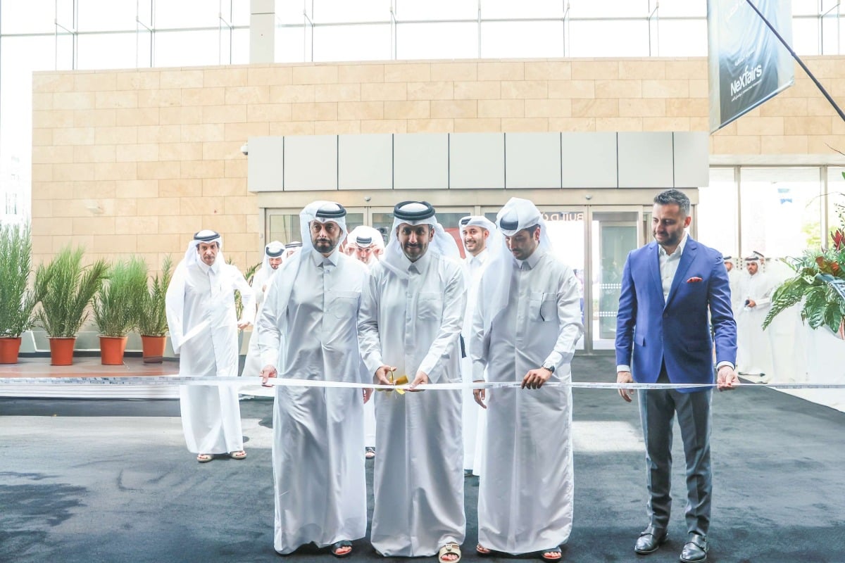 وزير التجارة والصناعة يفتتح النسخة السادسة من معرض إبن بيتك وزير التجارة والصناعة يفتتح النسخة السادسة من معرض إبن بيتك