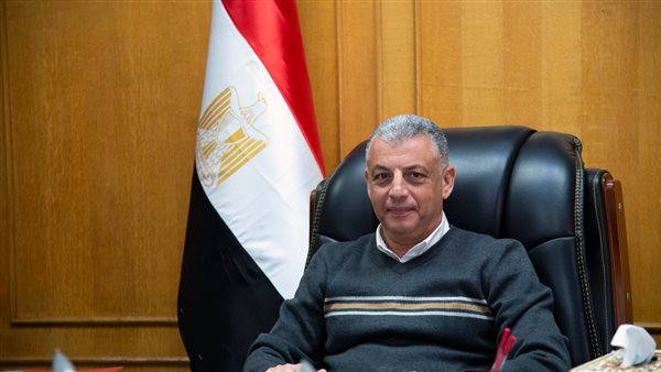 الظلام الدامس يحيط مدينة القنطره.. والأهالي يستغيثون الظلام الدامس يحيط مدينة القنطره.. والأهالي يستغيثون