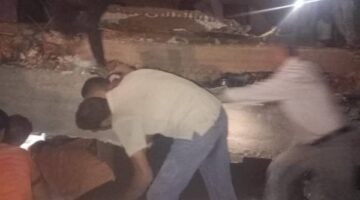 استخراج 7 أشخاص من تحت انقاض عقار أسيوط المنهار