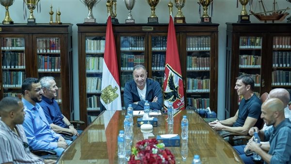 الخطيب لـ كولر : مصر بلدك الثاني .. ونثمن ما قدمته مع الأهلي الخطيب لـ كولر : مصر بلدك الثاني .. ونثمن ما قدمته مع الأهلي