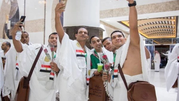 حكم التصوير أثناء مناسك الحج و العمرة .. الإفتاء تحذر من هذا الأمر حكم التصوير أثناء مناسك الحج و العمرة .. الإفتاء تحذر من هذا الأمر