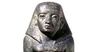 متحف آثار الفن بـ فيينا يعرض تمثالا مصريا نادرا مصنوعا من الجرانيت