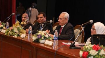 بالتفاصيل.. رئيس جامعة المنيا يترأس اجتماع جمعية أعضاء صندوق التأمين