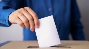زعيم حزب المحافظين الكندى يقر بفوز الليبراليين فى الانتخابات التشريعية