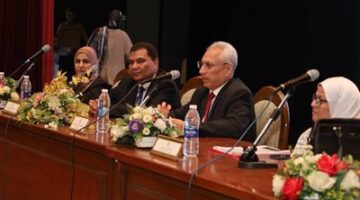 بقيمة 45 مليون جنية.. رئيس جامعة المنيا يعلن عن أرباح صندوق التأمين لأعضاء هيئة التدريس للعام الحالي