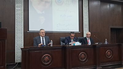 وزير الصحة يكرم شهيدي الواجب الدكتور علي صلاح وصلاح صفوت ويخلد ذكراهما بجائزة سنوية وزير الصحة يكرم شهيدي الواجب الدكتور علي صلاح وصلاح صفوت ويخلد ذكراهما بجائزة سنوية