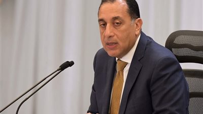 مجلس الوزراء يشكل لجنة عليا لتطبيق منظومة المخاطر الشاملة للإفراج عن البضائع مجلس الوزراء يشكل لجنة عليا لتطبيق منظومة المخاطر الشاملة للإفراج عن البضائع